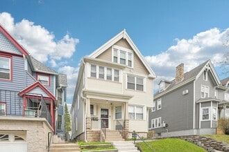 Building Photo - 1660 N Marshall St