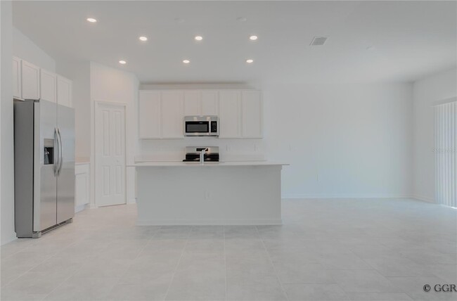 Building Photo - 5011 Worchester Dr