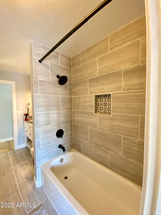 Building Photo - 19040 N 32nd Way