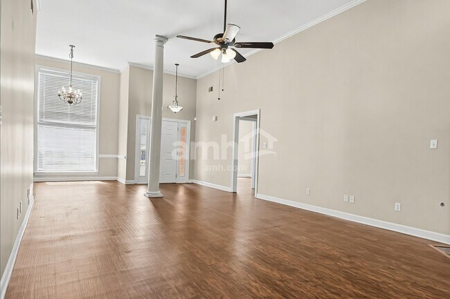 Building Photo - 4528 Brighton Cir