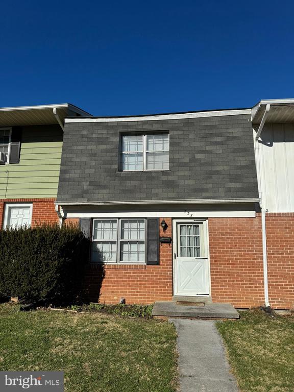 Building Photo - 238 Cameron St