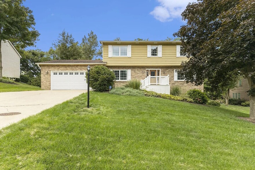 Front of House - 194 Wexford Rd