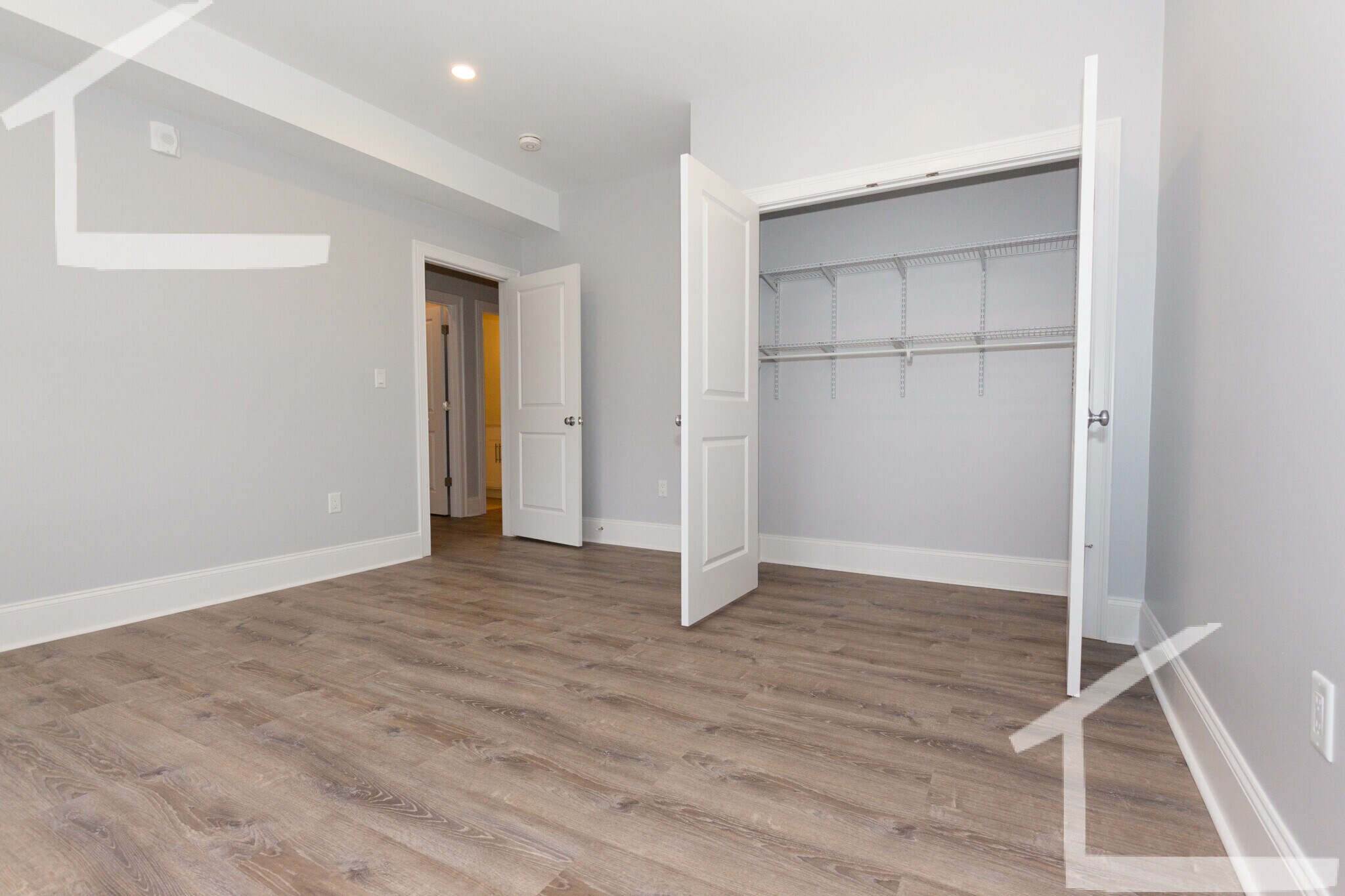 Building Photo - 120 Kenrick St