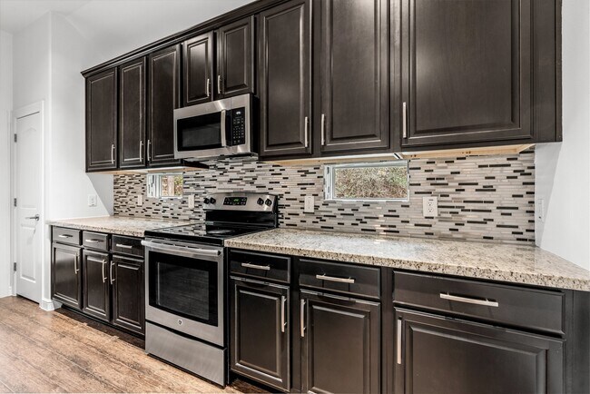 Building Photo - 11226 Glenforest Dr
