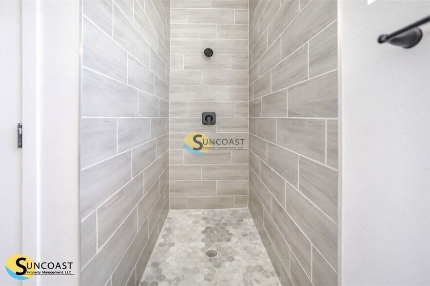 Building Photo - 16837 SW 47th Court Rd