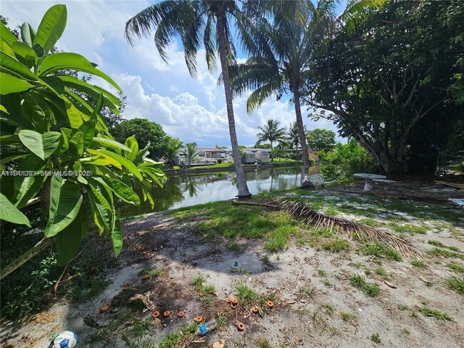 Building Photo - 7908 Granada Blvd