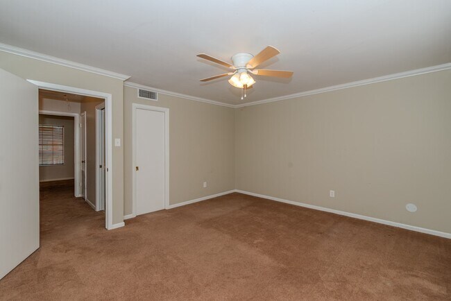 Building Photo - 6130 Afton Ln