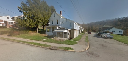 Building Photo - 302 Fairmont Ave