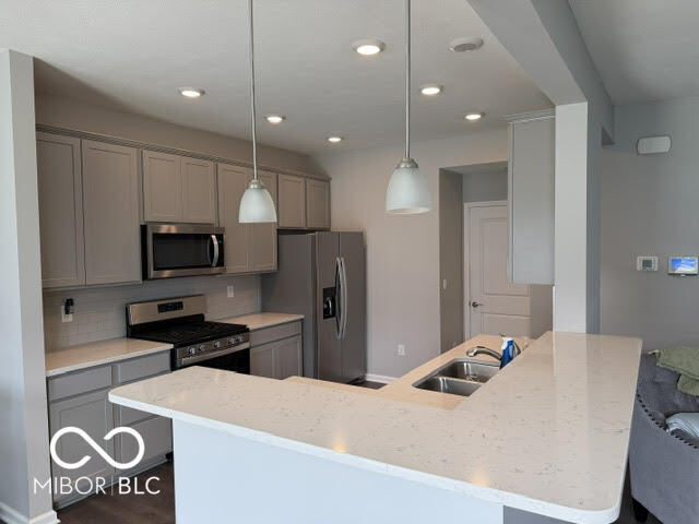Building Photo - 6389 Wasco Dr