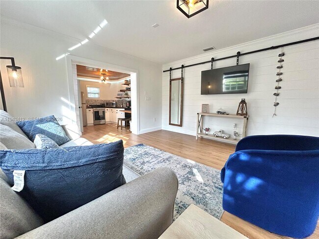 Building Photo - 7999 SW 58th St