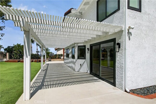 Building Photo - 2423 Joel Dr
