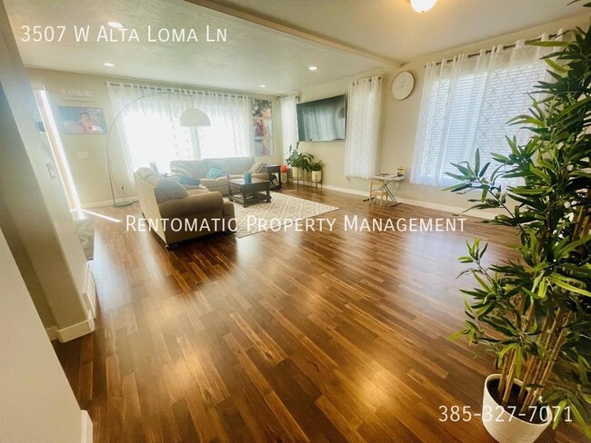 Building Photo - 3507 W Alta Loma Ln