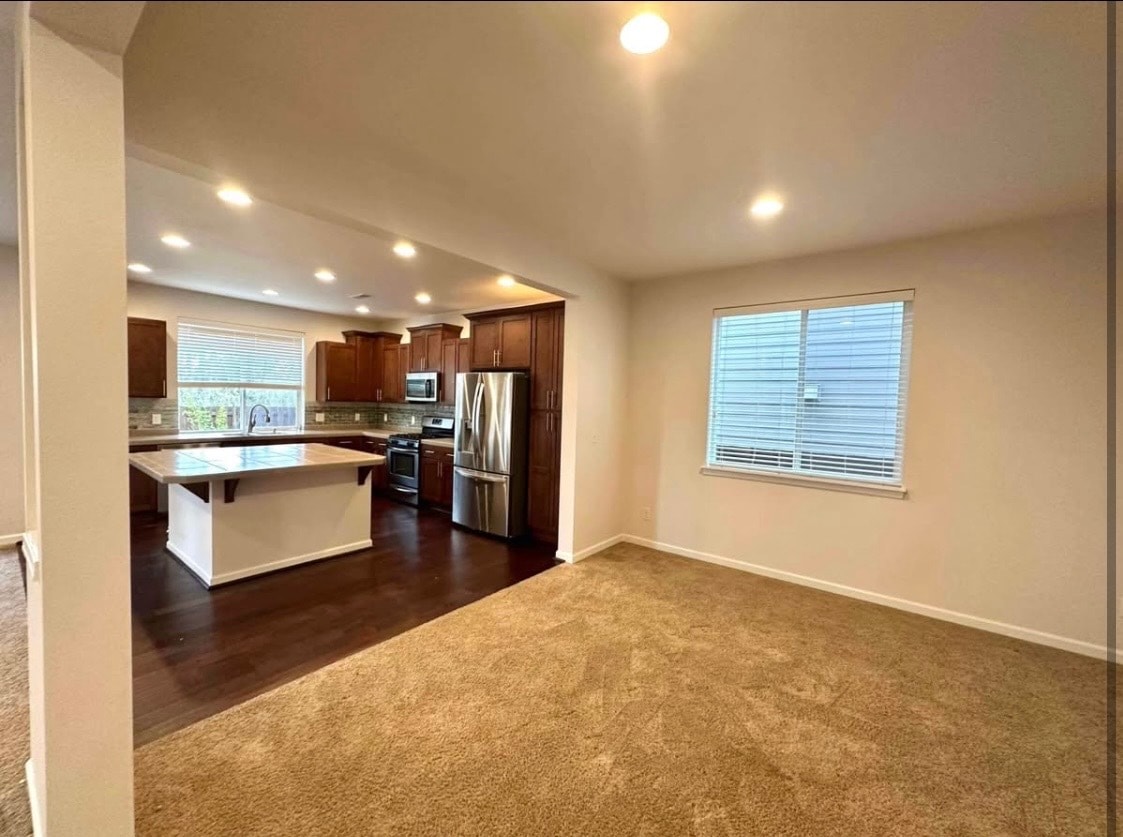 Building Photo - 3107 44th St SE