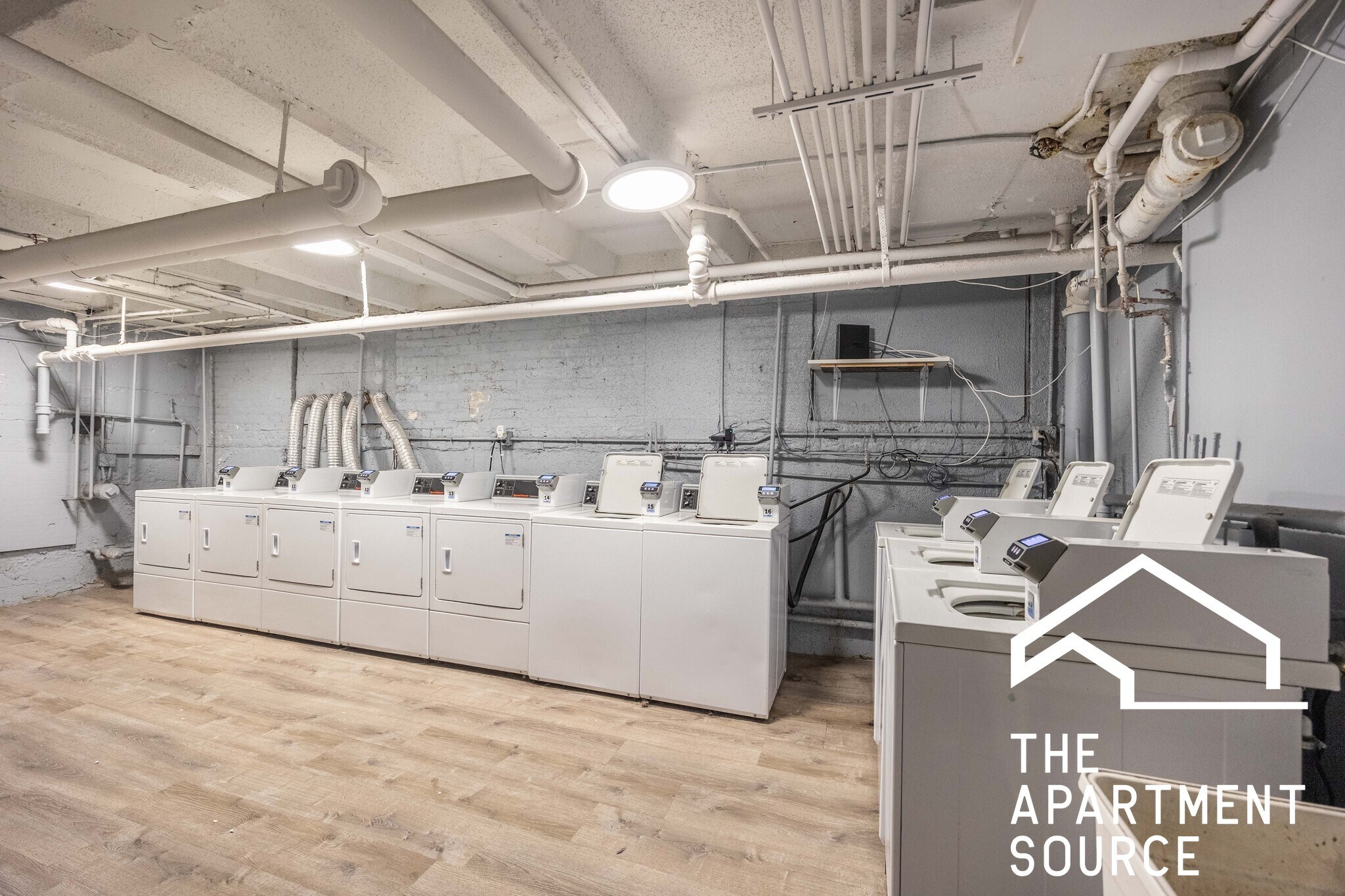 Building Photo - 612 W Patterson Ave