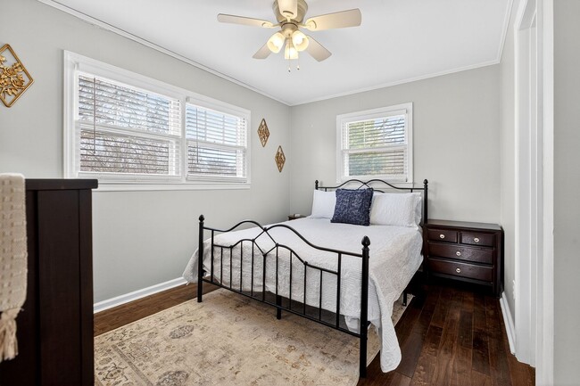 Building Photo - Fully Furnished Historic Home