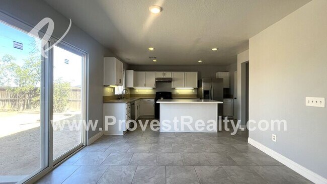 Building Photo - 9334 Azurite Ave