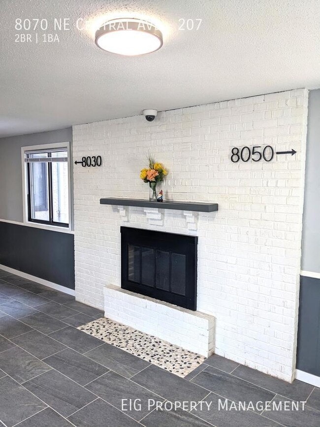 Building Photo - Available 6/22/2024