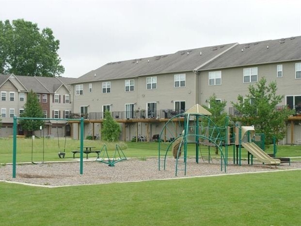 Building Photo - 2184 Knotty Pine Tr