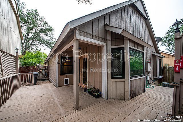 Building Photo - 16807 Cedar Tree Way