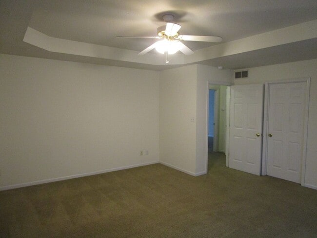 Building Photo - 1616-1618-1618 Juniper Dr