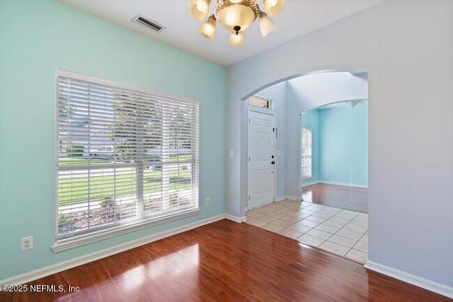 Building Photo - 13480 Gallant Fox Cir W