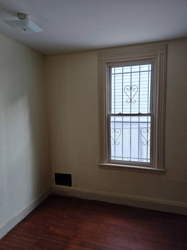 Building Photo - 118 Winter Ave