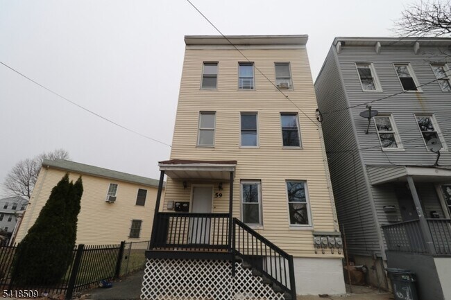 Building Photo - 59 Brenner St