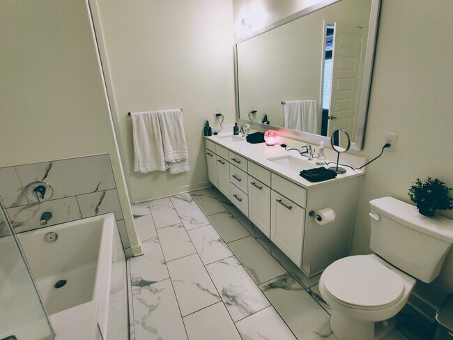 Luxury Bathroom - 109 Jacob Fontaine Ln