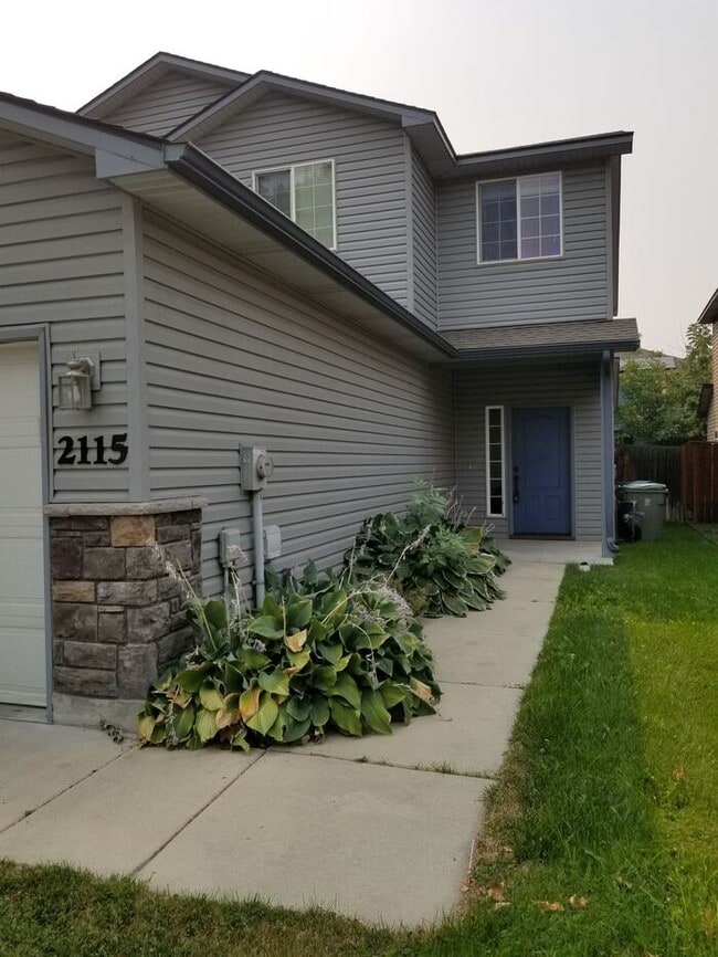 Building Photo - Great Southeast Boise Location!