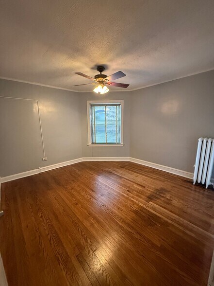 Building Photo - 8240 S Evans Ave