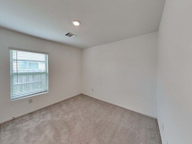 Building Photo - 5928 Rimini Landing Ln