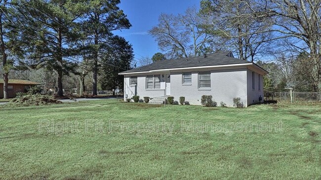 Building Photo - 4201 Searcy St