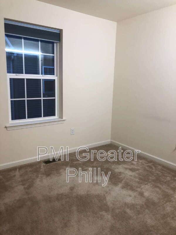 Building Photo - 106 Mercer Ct