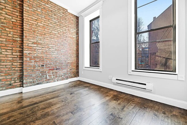 Building Photo - 248 Mott Street