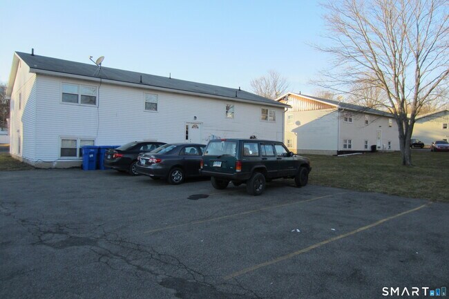 Building Photo - 26 Elmview Cir