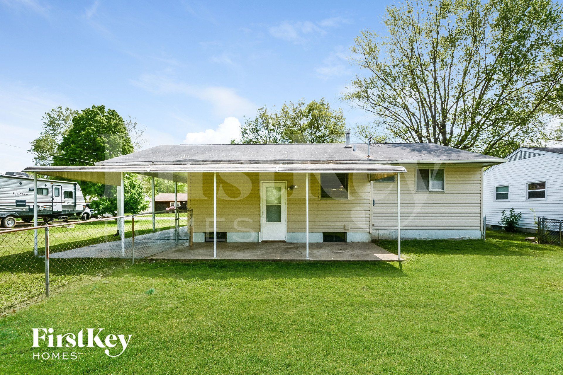 Building Photo - 755 Tyson Dr