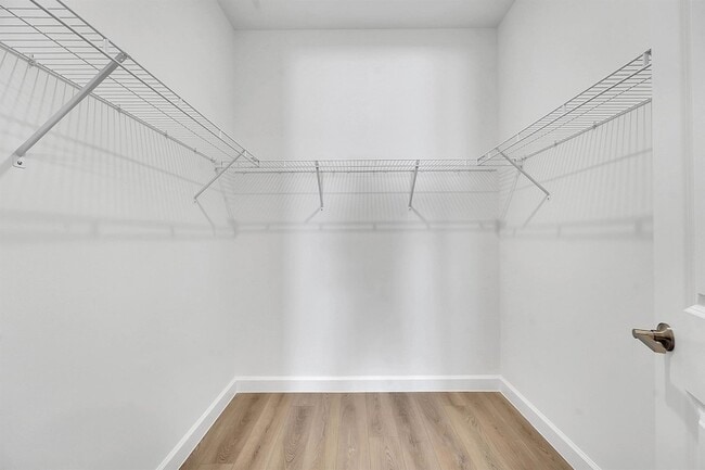 Building Photo - 6436 Seabright Ter