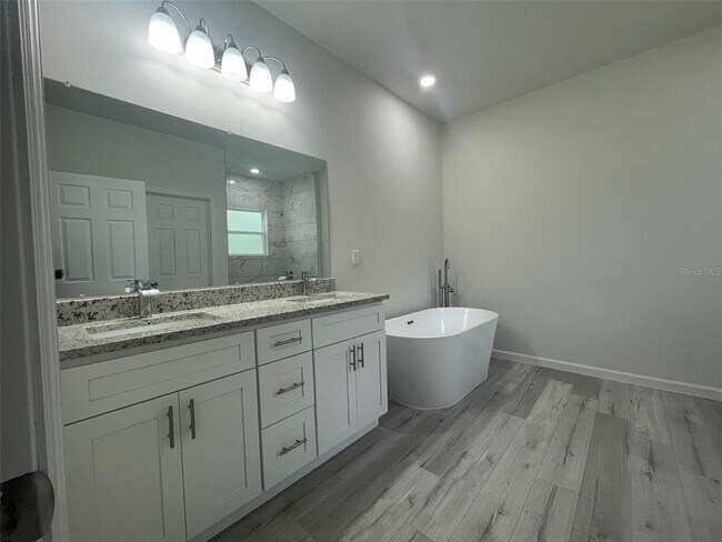 Building Photo - 3364 SW 165th Loop