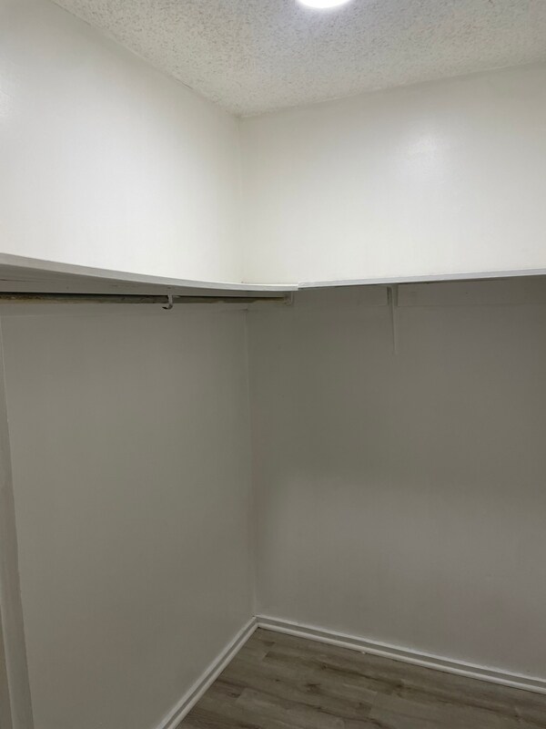 Building Photo - 1208 Bush River Rd