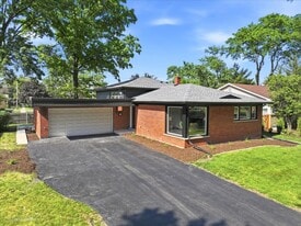 Building Photo - 188 W Kathleen Dr