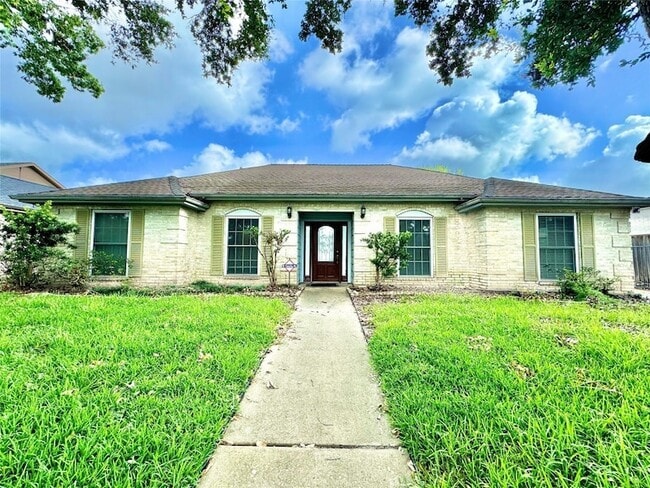 Building Photo - 7914 Candle Ln