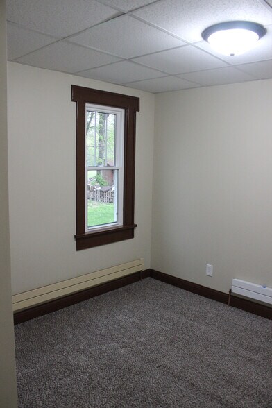 Building Photo - 11627 Burr St