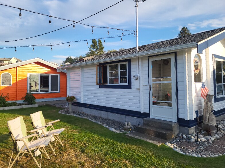 Building Photo - 7396 Birch Bay Dr