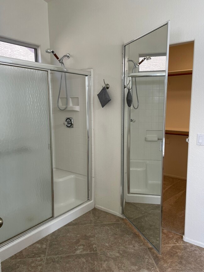 Building Photo - 3349 W Abraham Ln