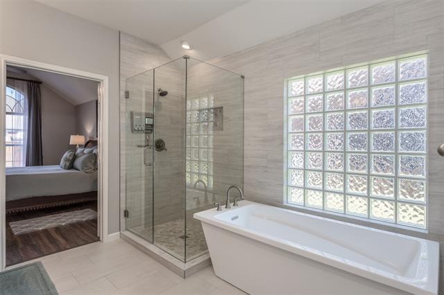 Building Photo - 10808 Paisano Dr