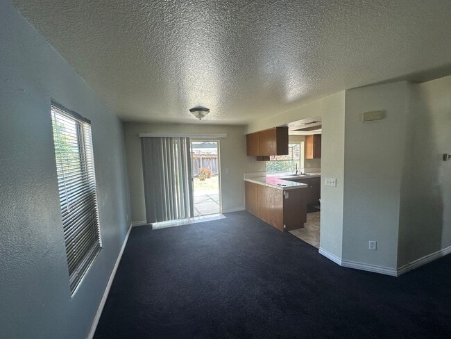 Building Photo - 7049 Arlington Pl