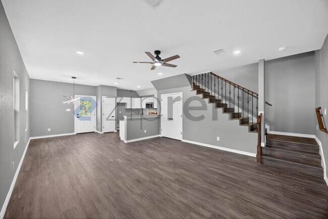 Building Photo - 113 Anderson Ave