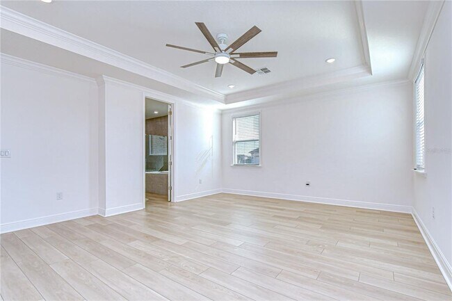 Building Photo - 10027 Dolphin Gull Cir