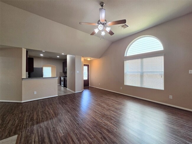 Building Photo - 2615 Elm Crossing Trail