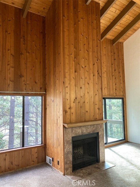 Building Photo - 27657 Peninsula Dr